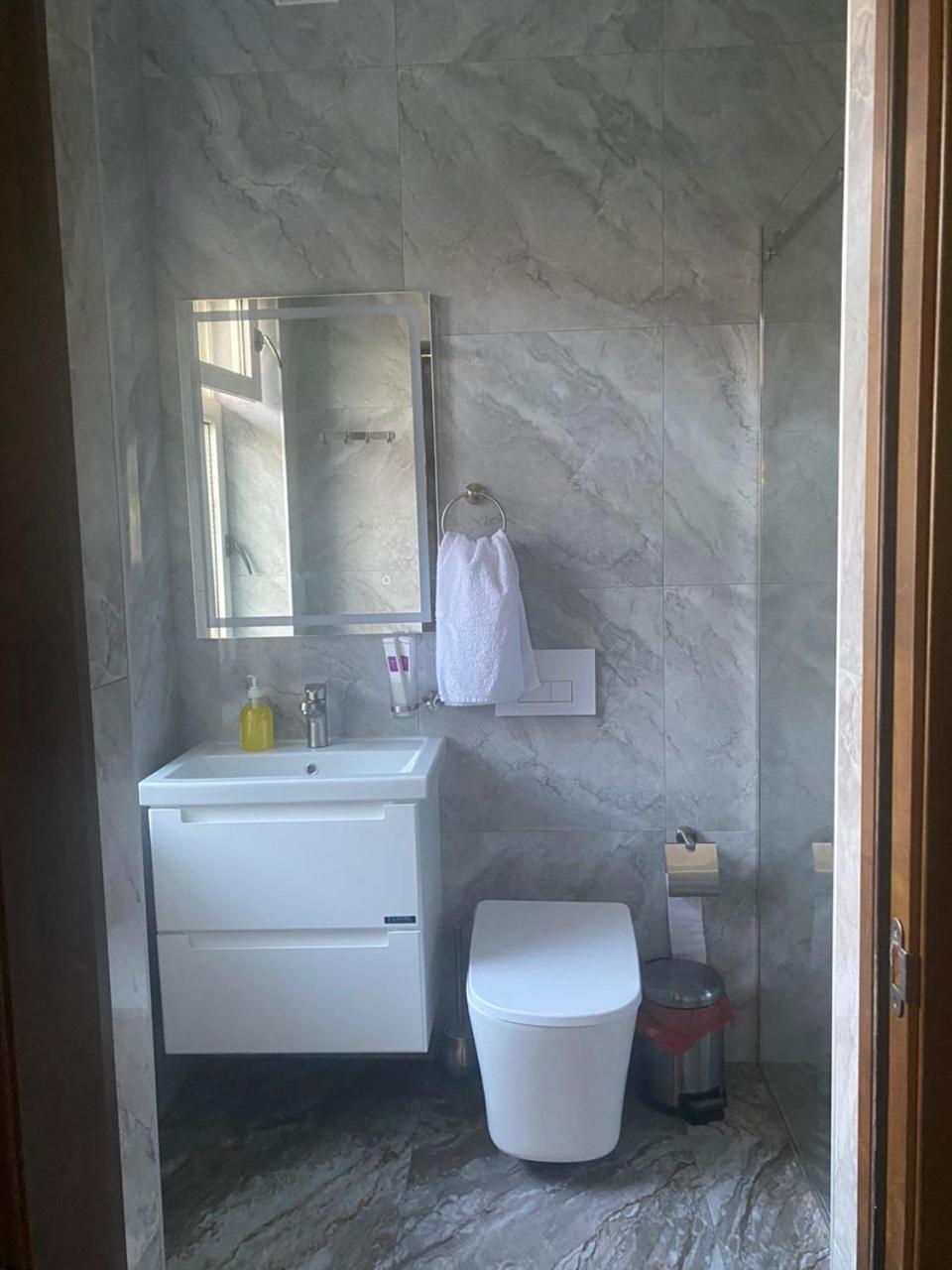 Гостевой Дом Шумкар Азия Guest House Shumkar Asia Bisjkek Eksteriør bilde